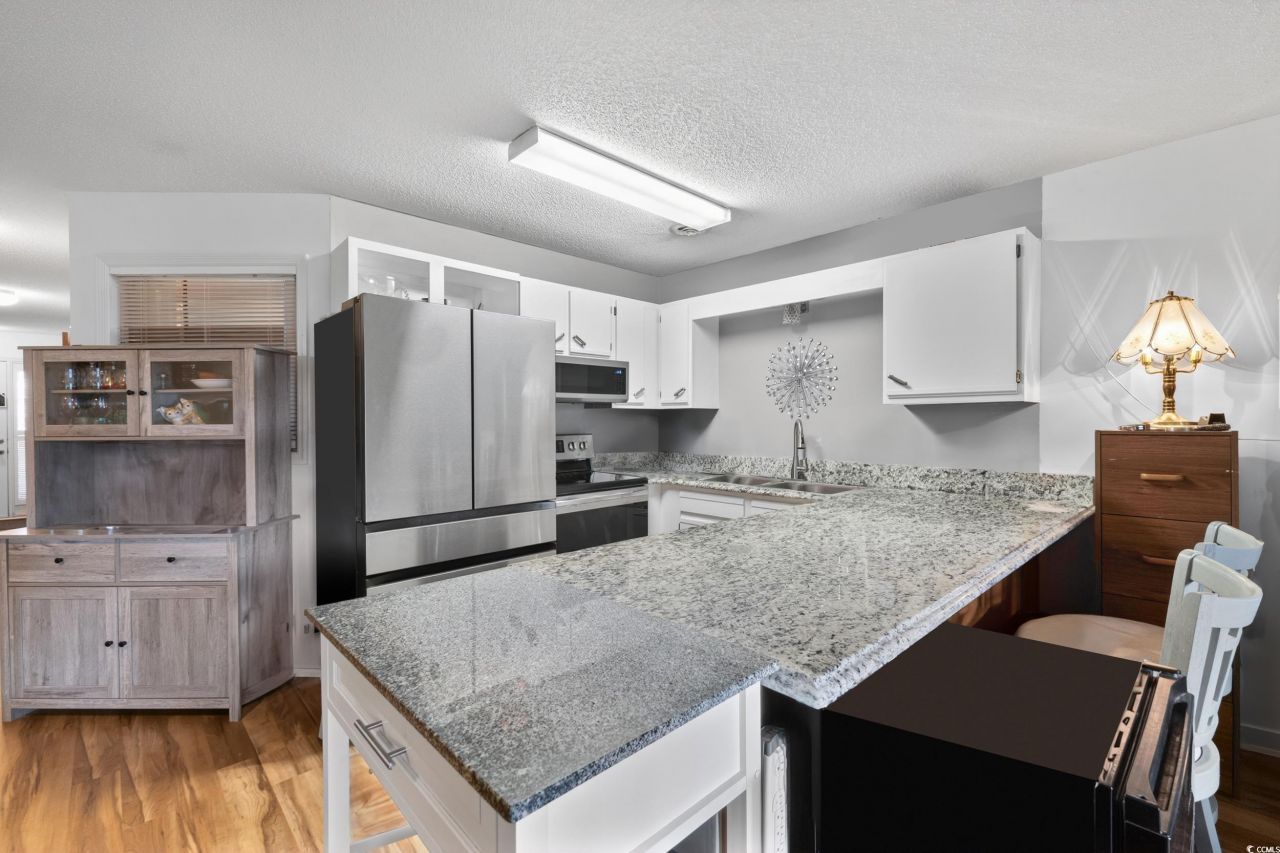 1095 Plantation Dr. Photo 13