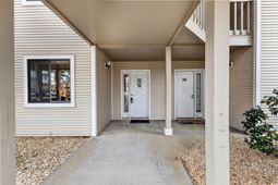 1095 Plantation Dr. photo 4