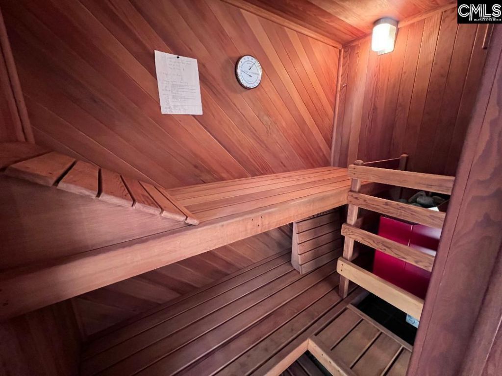 4 Woodhill Circle Photo 20