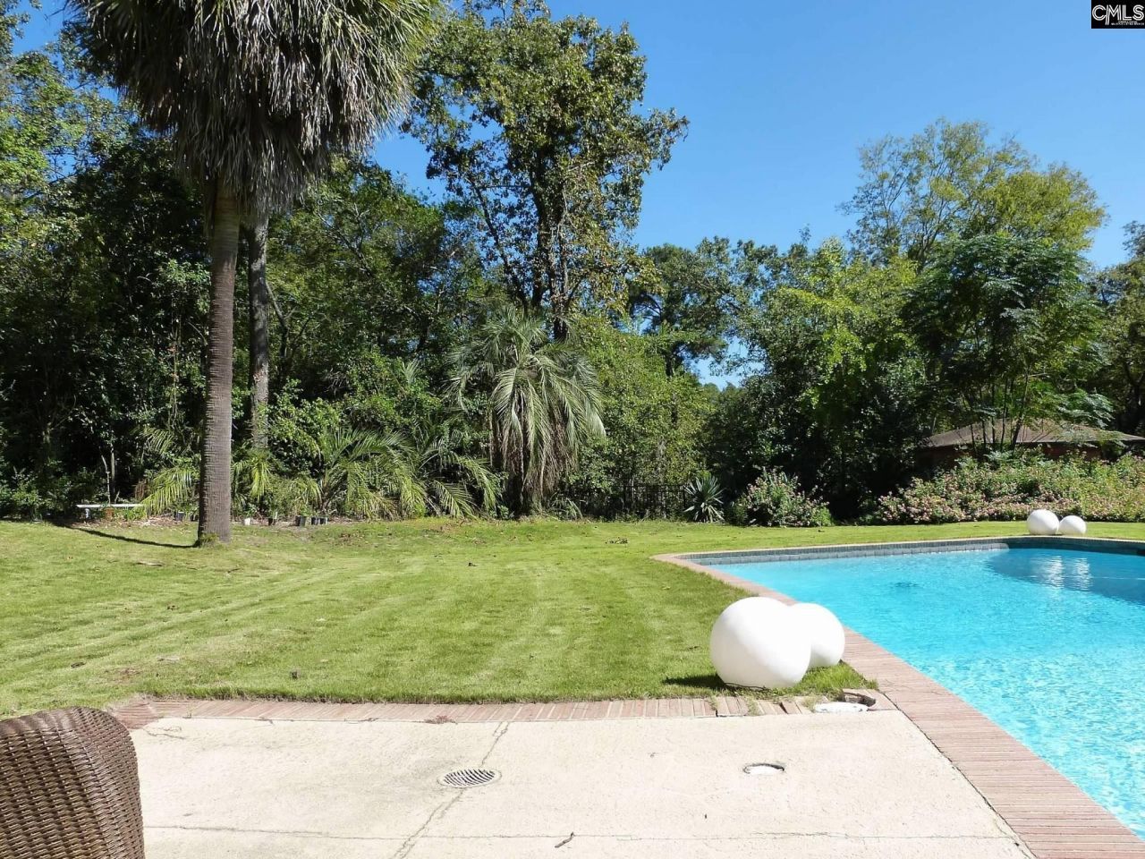 4 Woodhill Circle Photo 38