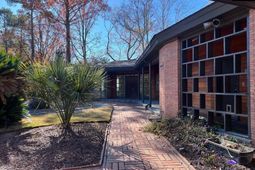 4 Woodhill Circle photo 4