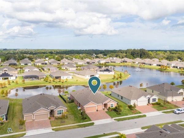 6 52nd Square, Vero Beach, FL 32968