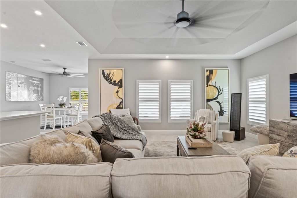 6 52nd Square, Vero Beach, FL 32968 Photo