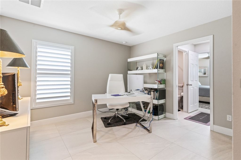 6 52nd Square, Vero Beach, FL 32968 Photo