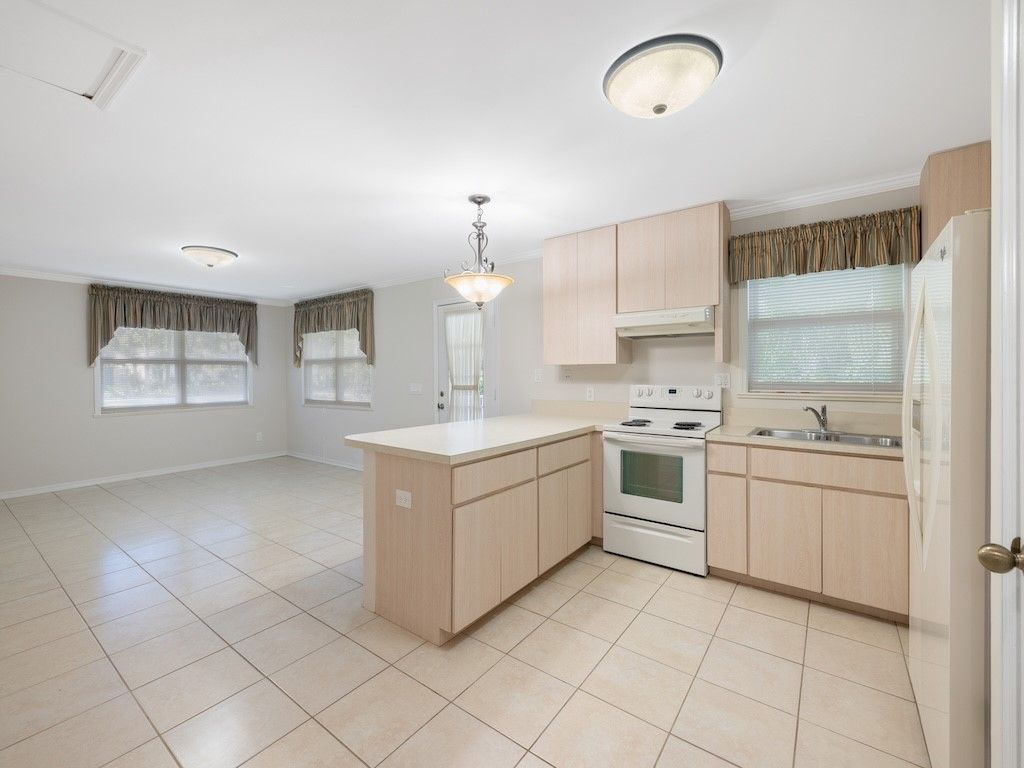 4790 16th Street, Vero Beach, FL 32966 Photo