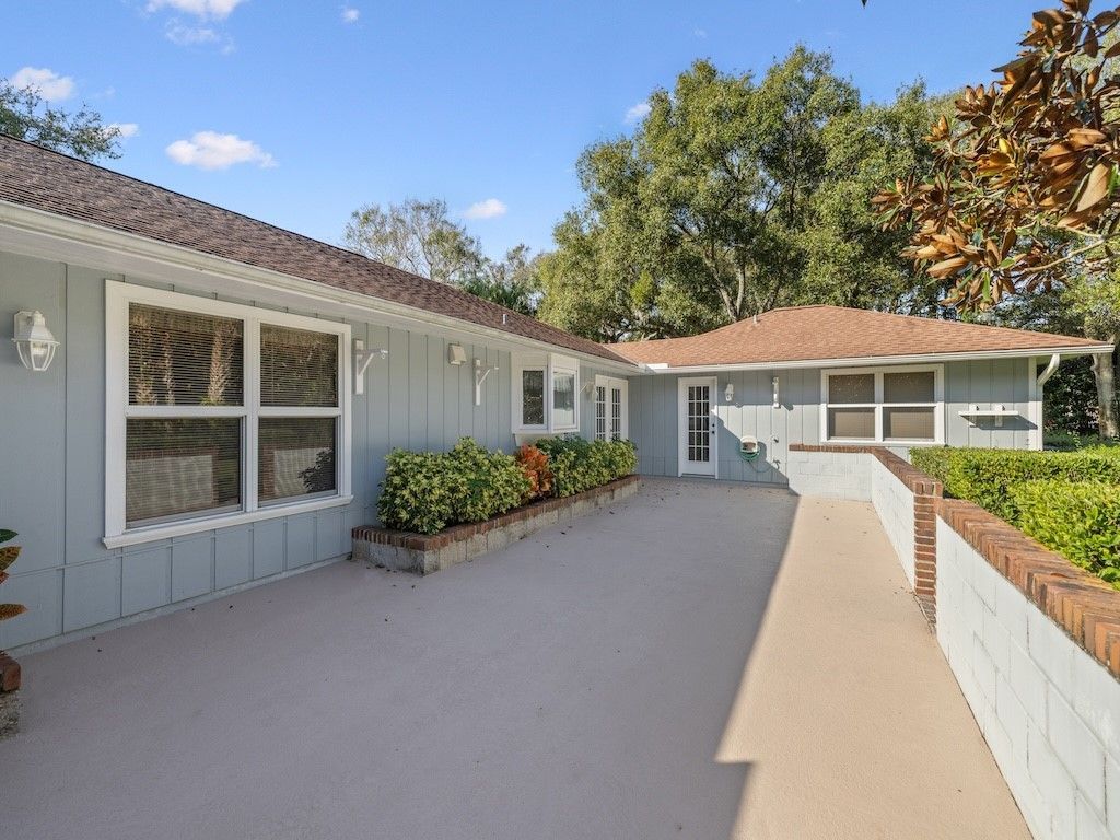 4790 16th Street, Vero Beach, FL 32966 Photo