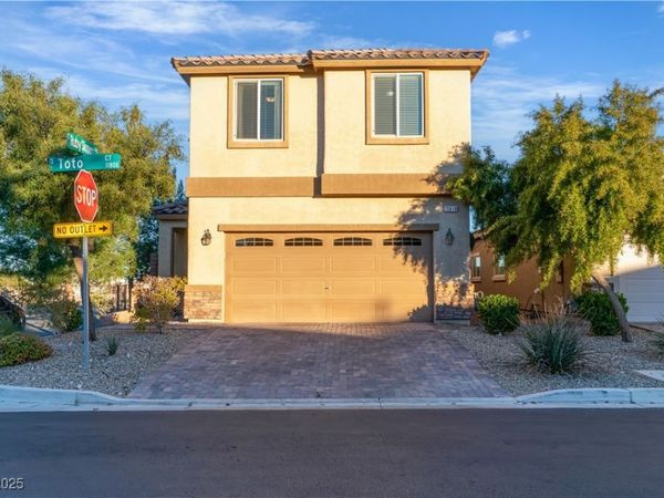 11818 Toto Court, Las Vegas, NV 89183