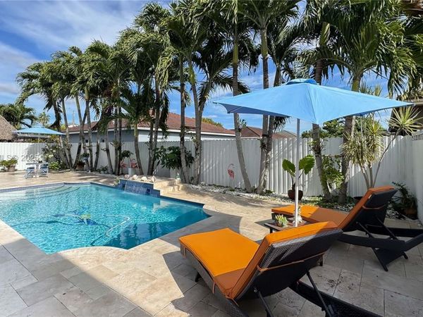 18361 SW 154th Ave, Miami, FL 33187