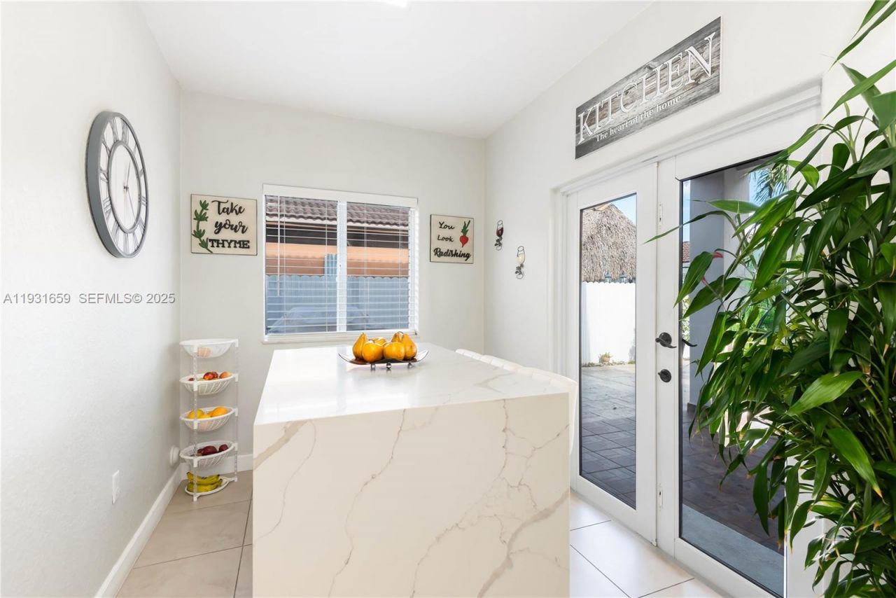 18361 SW 154th Ave, Miami, FL 33187 Photo