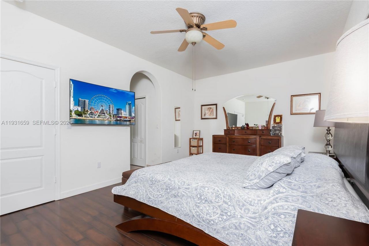 18361 SW 154th Ave, Miami, FL 33187 Photo