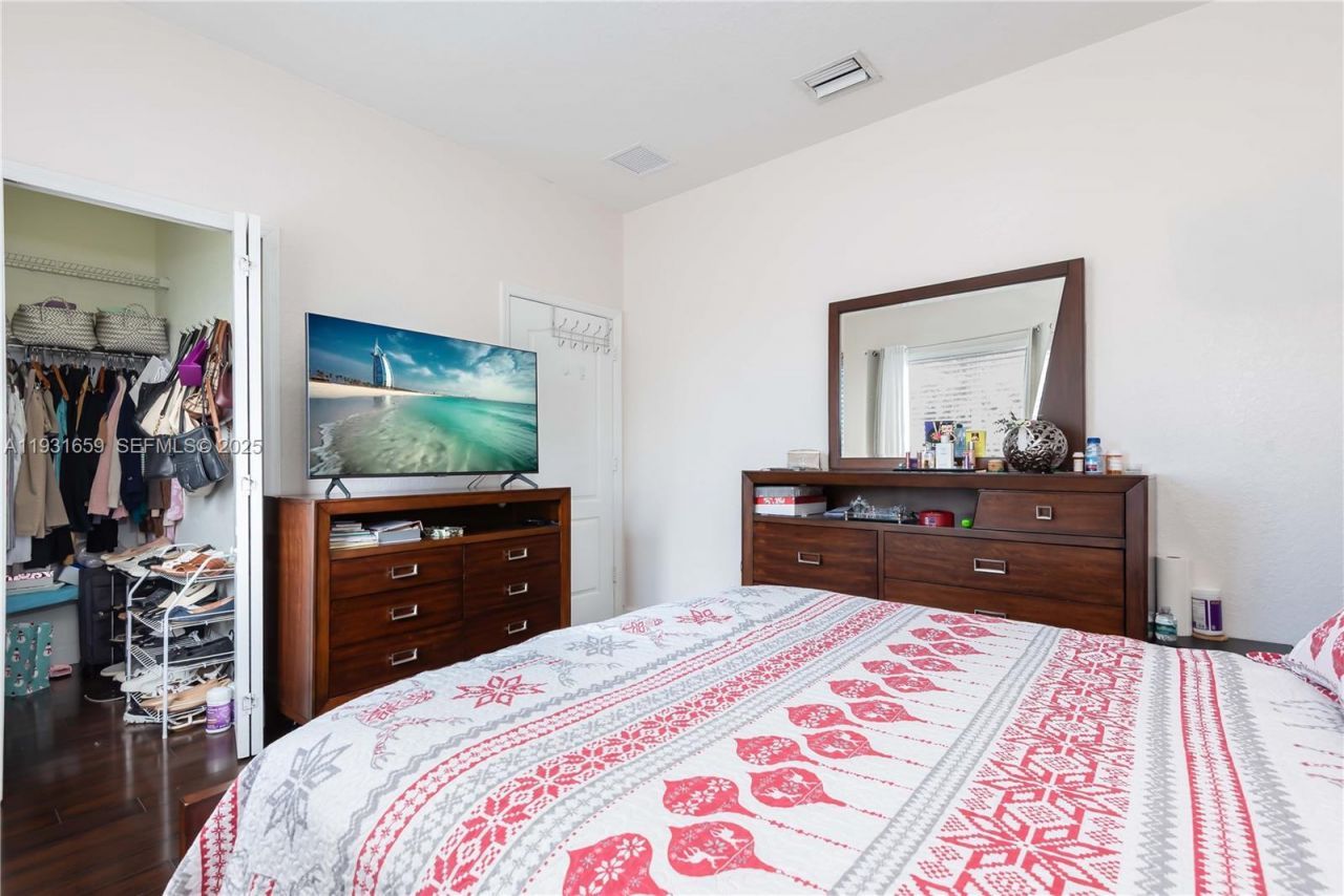 18361 SW 154th Ave, Miami, FL 33187 Photo