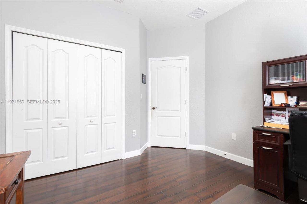 18361 SW 154th Ave, Miami, FL 33187 Photo