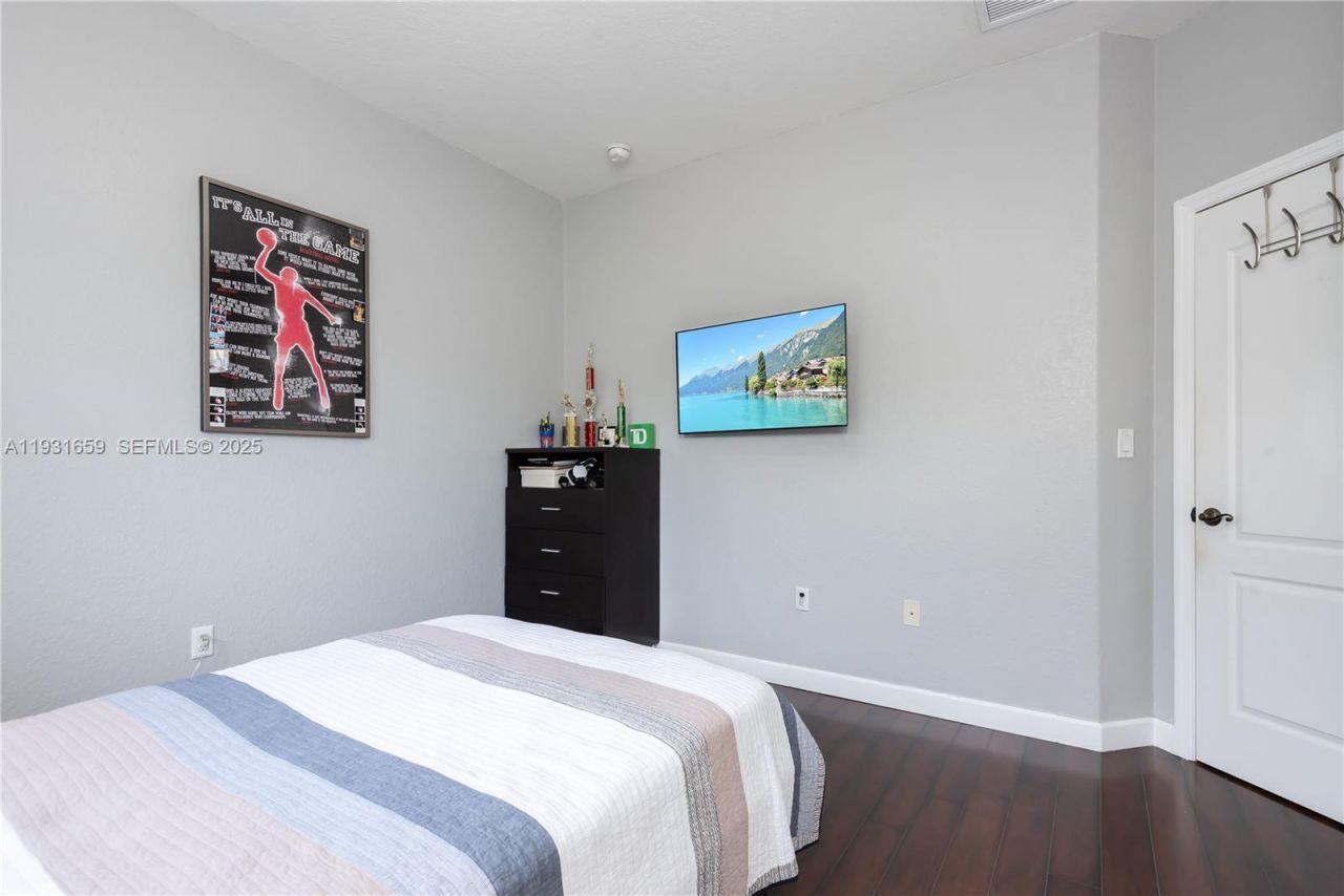 18361 SW 154th Ave, Miami, FL 33187 Photo