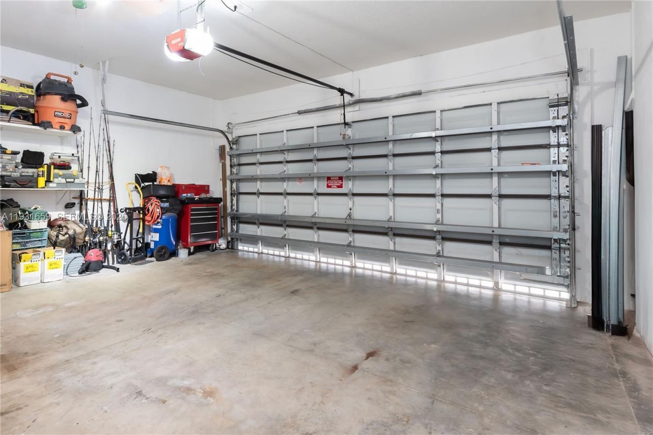 18361 SW 154th Ave, Miami, FL 33187 Photo