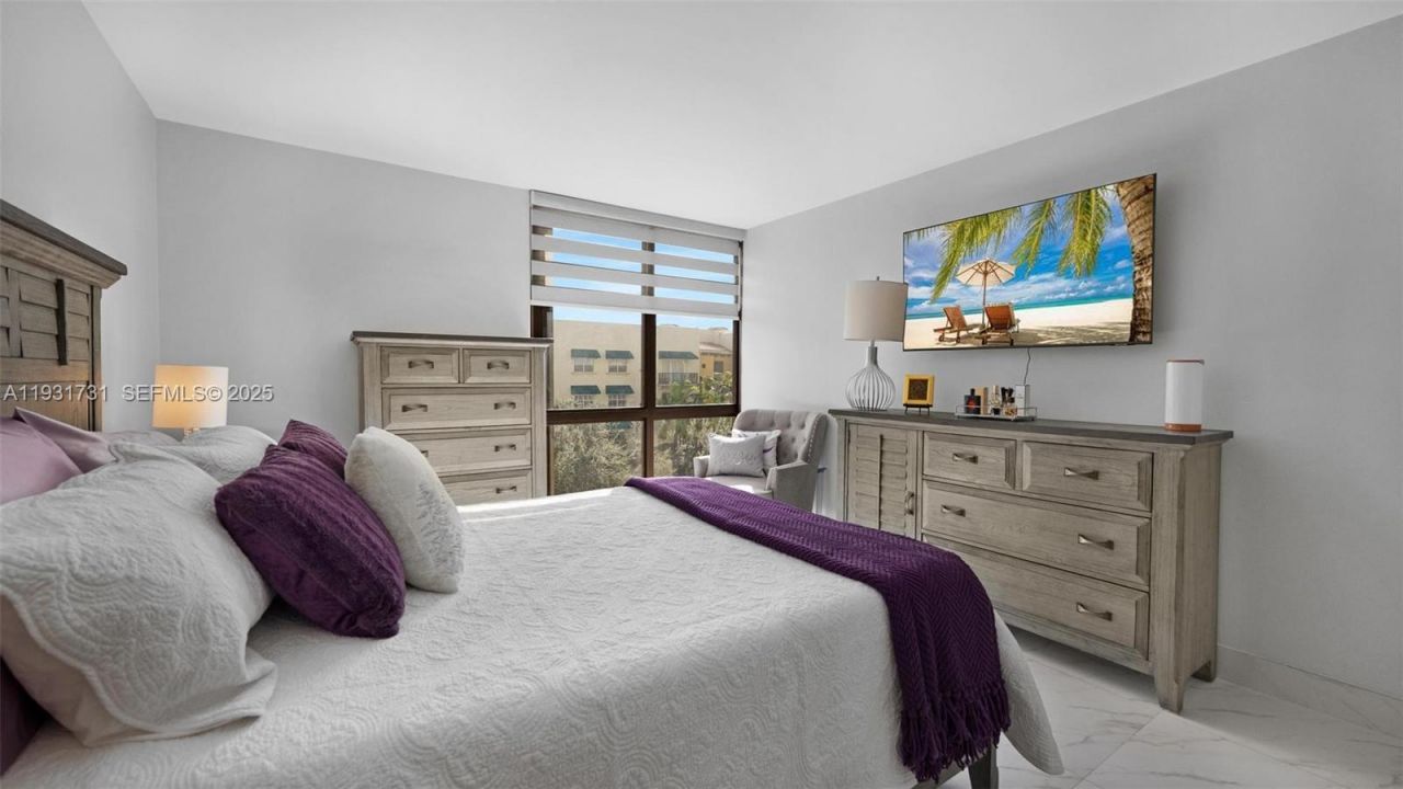 600 Biltmore Way, Unit 510, Coral Gables, FL 33134 Photo