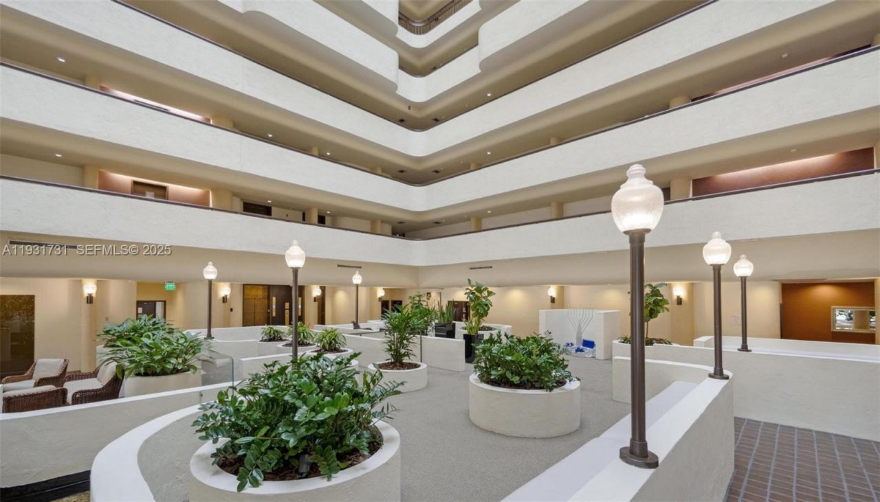 600 Biltmore Way, Unit 510, Coral Gables, FL 33134 Photo