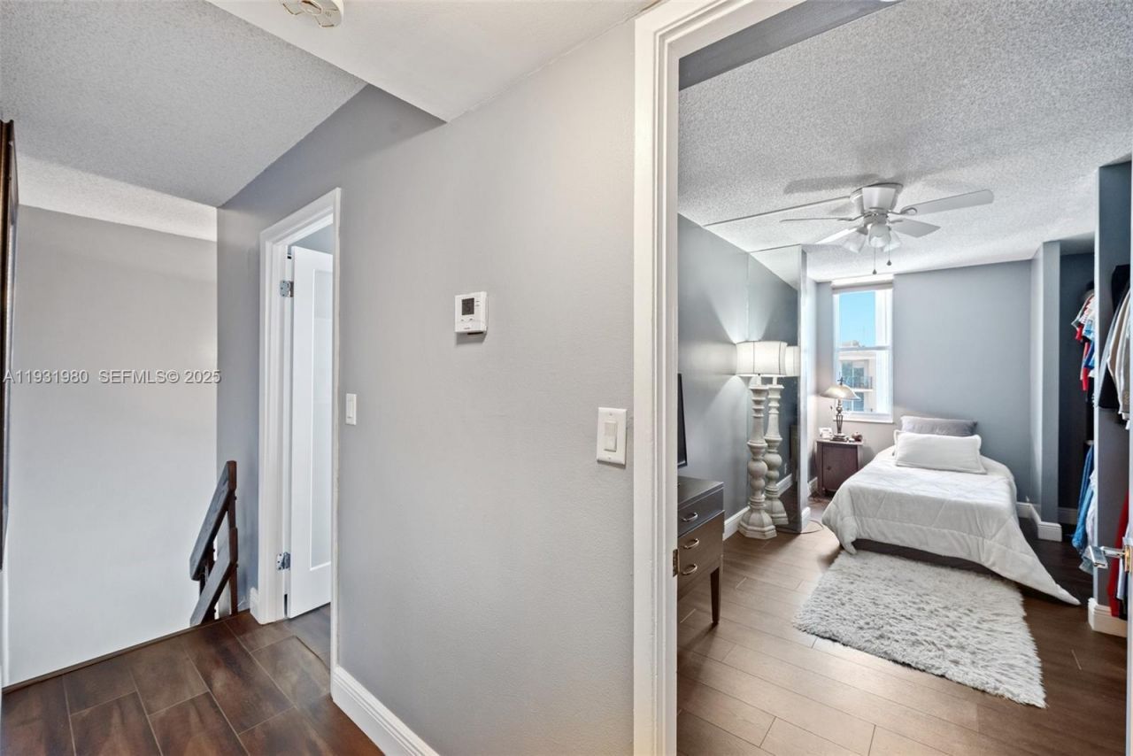 111 Briny Ave, Unit PH11, Pompano Beach, FL 33062 Photo