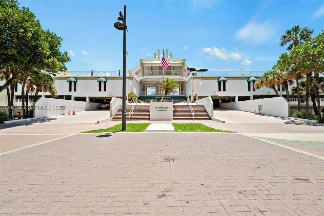 111 Briny Ave, Unit PH11, Pompano Beach, FL 33062 Photo