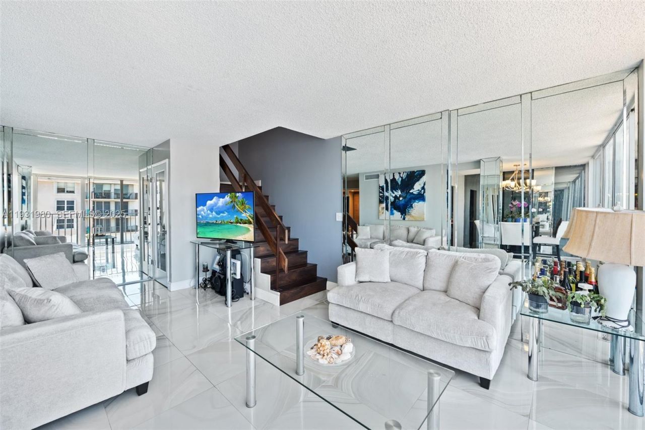 111 Briny Ave, Unit PH11, Pompano Beach, FL 33062 Photo