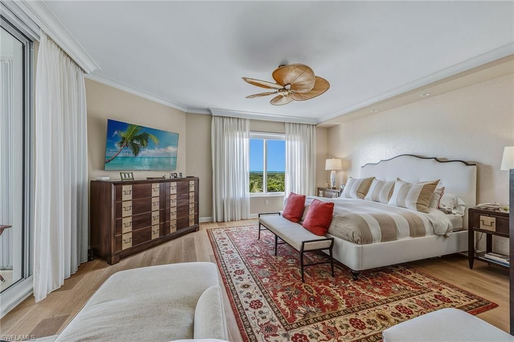 13675 Vanderbilt Dr, Unit 707, Naples, FL 34110 Photo
