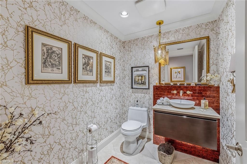13675 Vanderbilt Dr, Unit 707, Naples, FL 34110 Photo