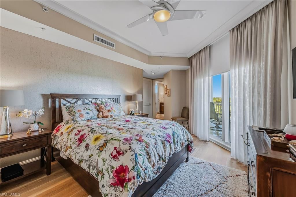 13675 Vanderbilt Dr, Unit 707, Naples, FL 34110 Photo