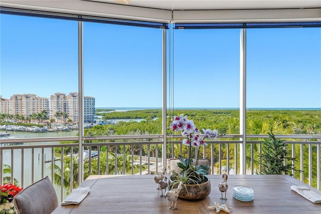 13675 Vanderbilt Dr, Unit 707, Naples, FL 34110 Photo