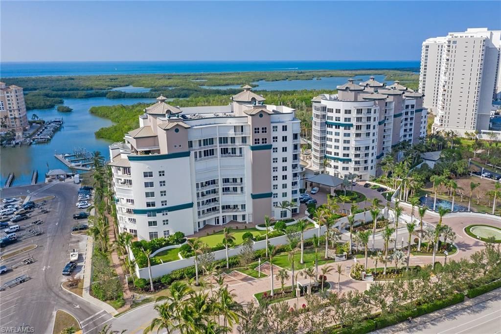 13675 Vanderbilt Dr, Unit 707, Naples, FL 34110 Photo