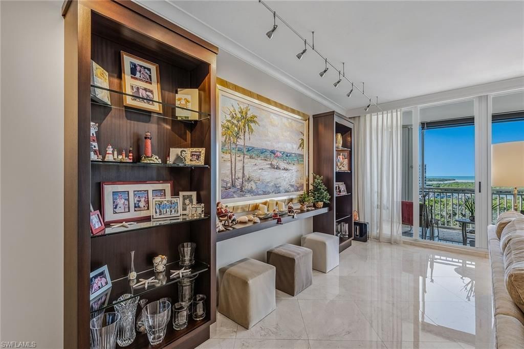 13675 Vanderbilt Dr, Unit 707, Naples, FL 34110 Photo