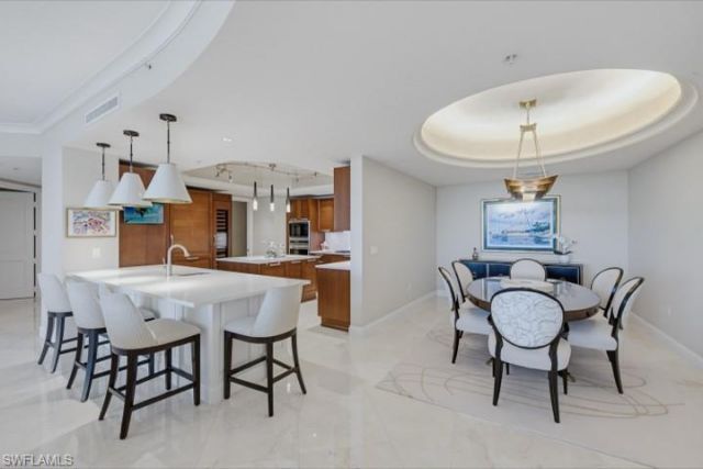 13675 Vanderbilt Dr, Unit 707, Naples, FL 34110 Photo