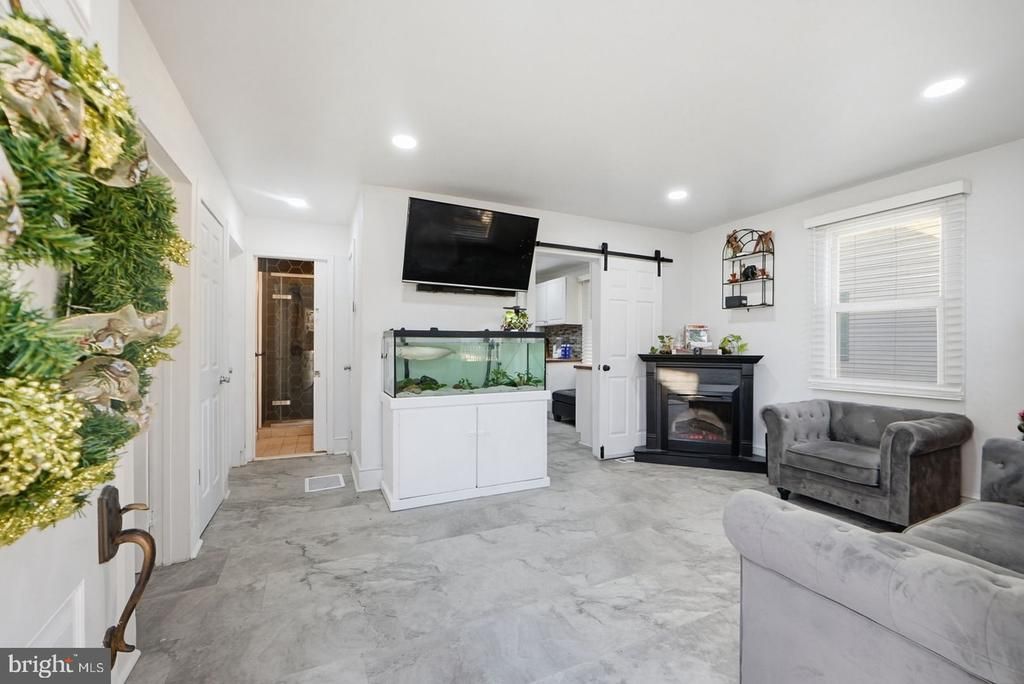 310 TOWNSEND AVENUE, BALTIMORE, MD 21225