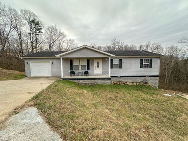 15 April Lane, Corbin, KY 40701