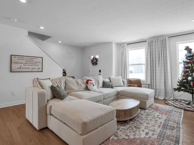 113 Boutot Street, Ashville, OH 43103 Photo 6