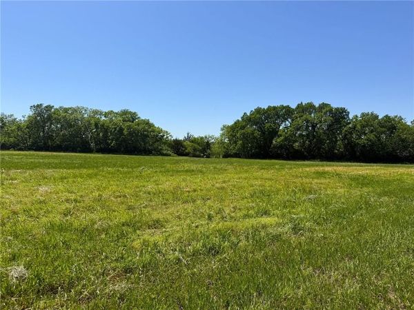 980 SE Stanley Road, Tecumseh, KS 66542