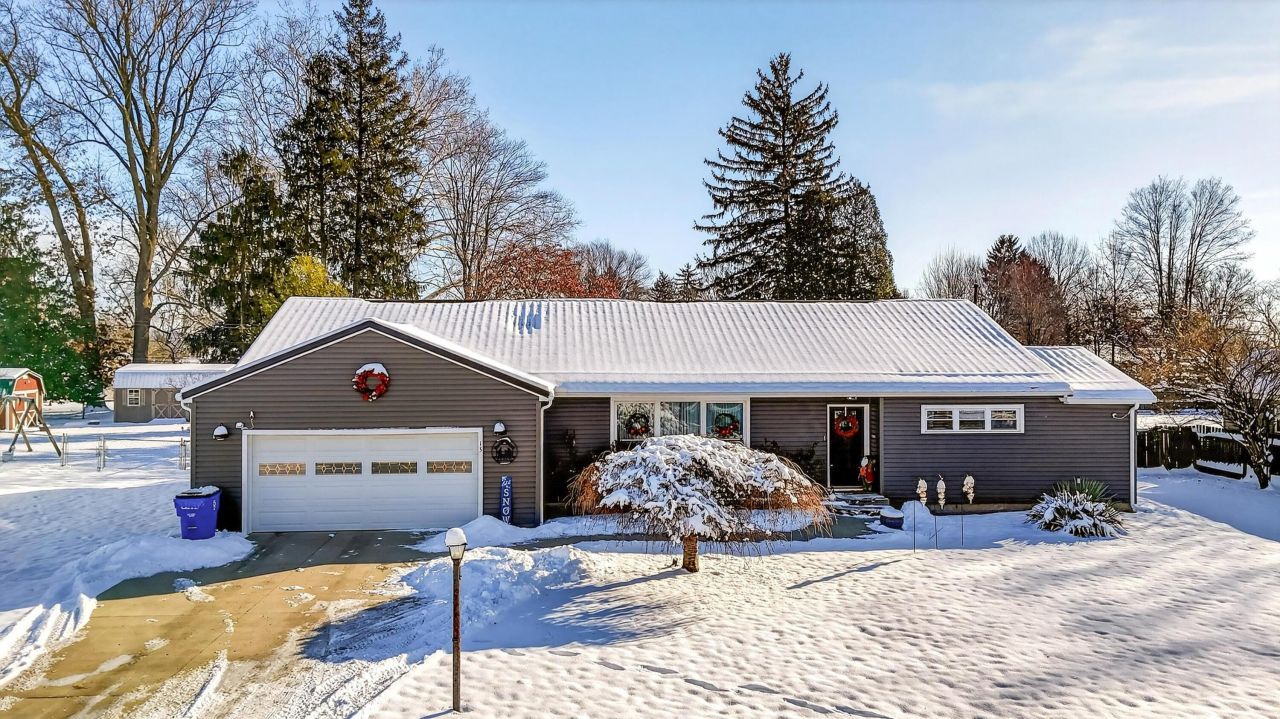 15 Shawnee Drive, Chillicothe, OH 45601 Main Photo