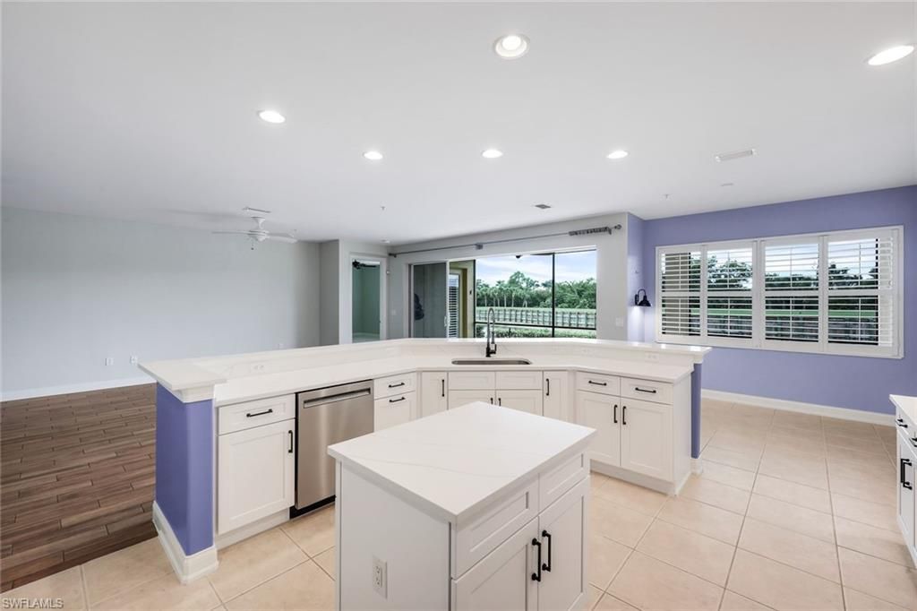 18530 Sandalwood Pointe, Unit 102, Fort Myers, FL 33908 Photo