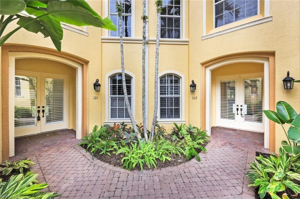 18530 Sandalwood Pointe, Unit 102, Fort Myers, FL 33908 Photo