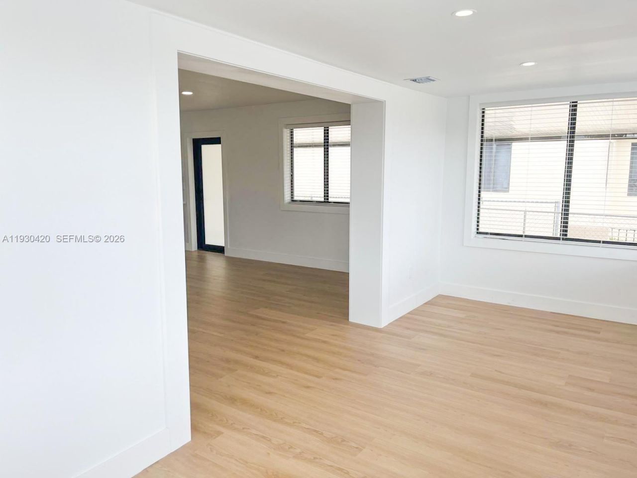 4990 E Palm Ct, Hialeah, FL 33013 Photo