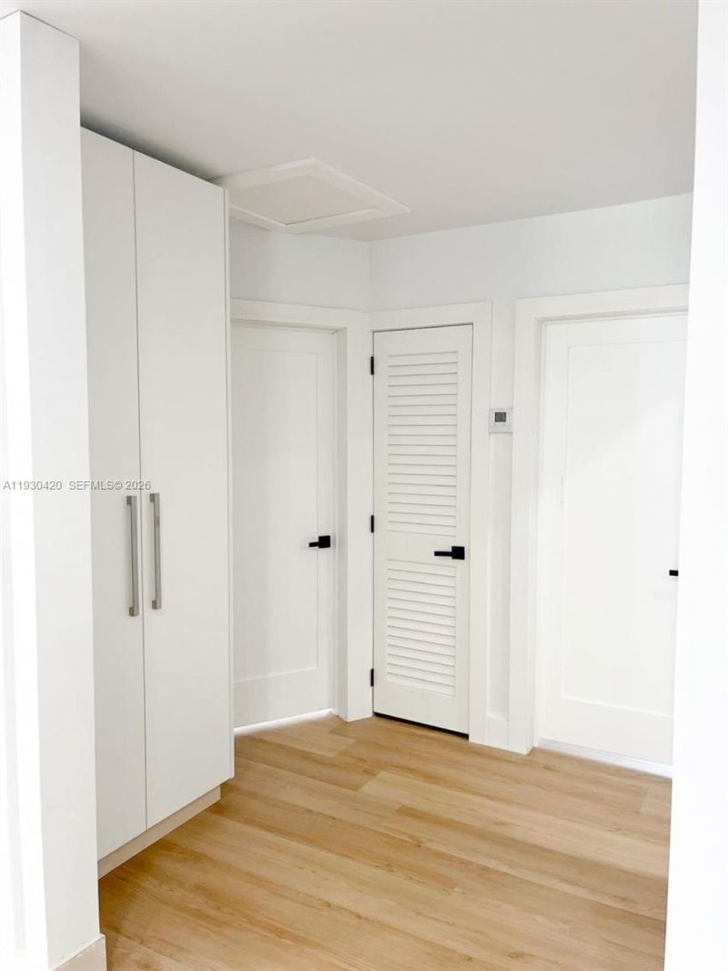 4990 E Palm Ct, Hialeah, FL 33013 Photo