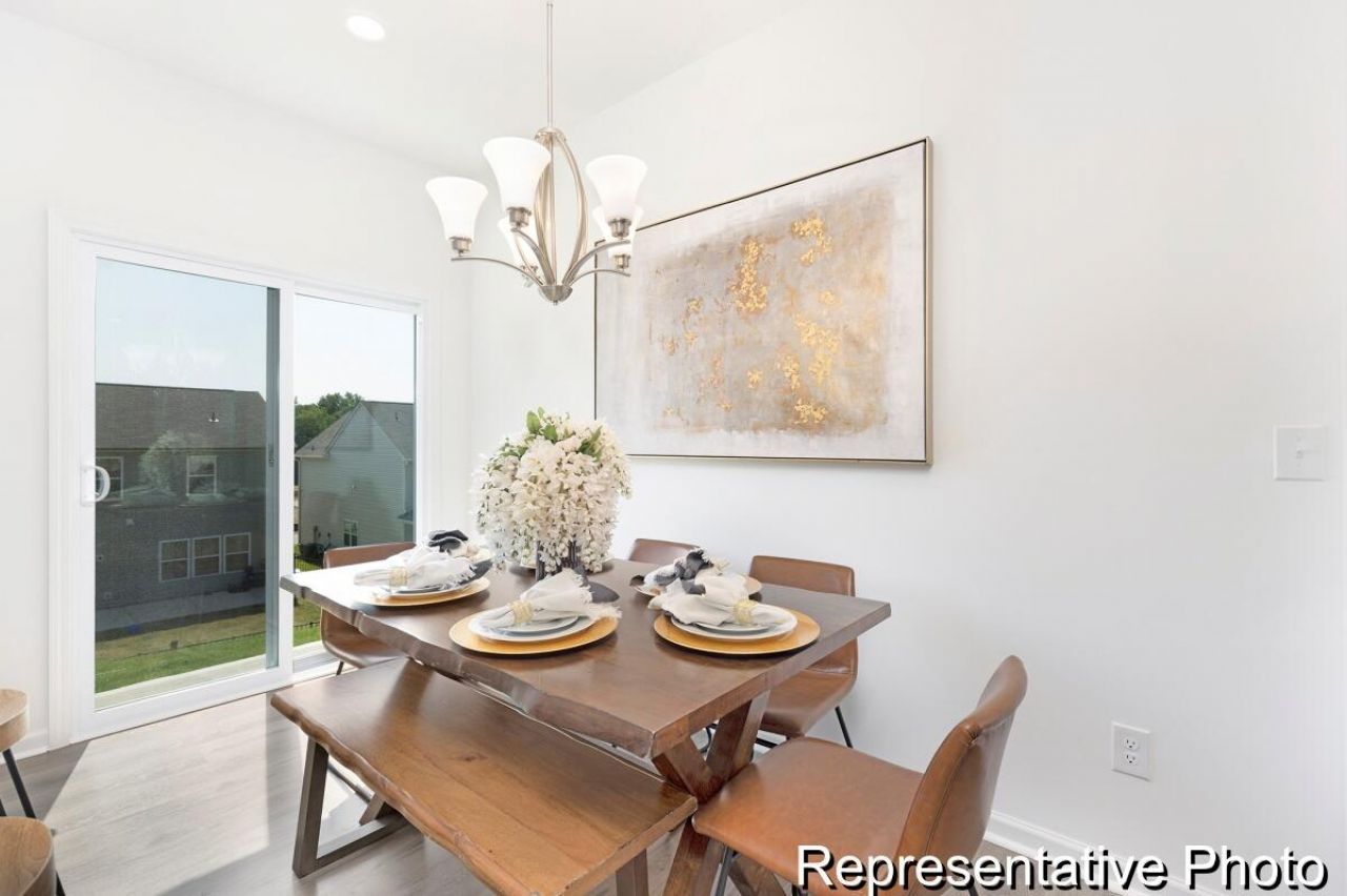 1035 Toland Drive Photo 5