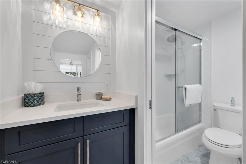 400 Park Shore Dr, Unit 302, Naples, FL 34103 Photo