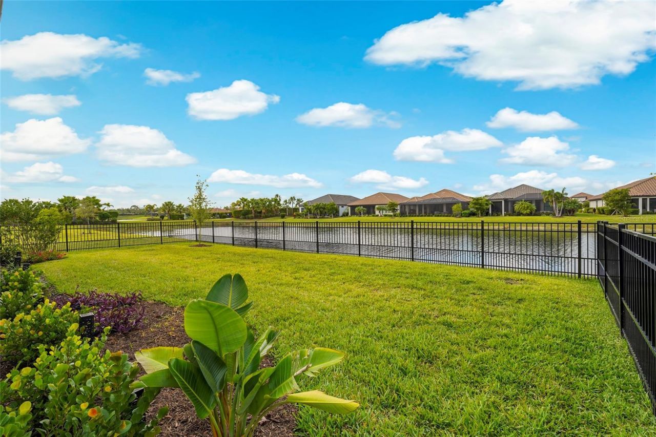 6145 Grandview Hill Court, Bradenton, FL 34203 Photo