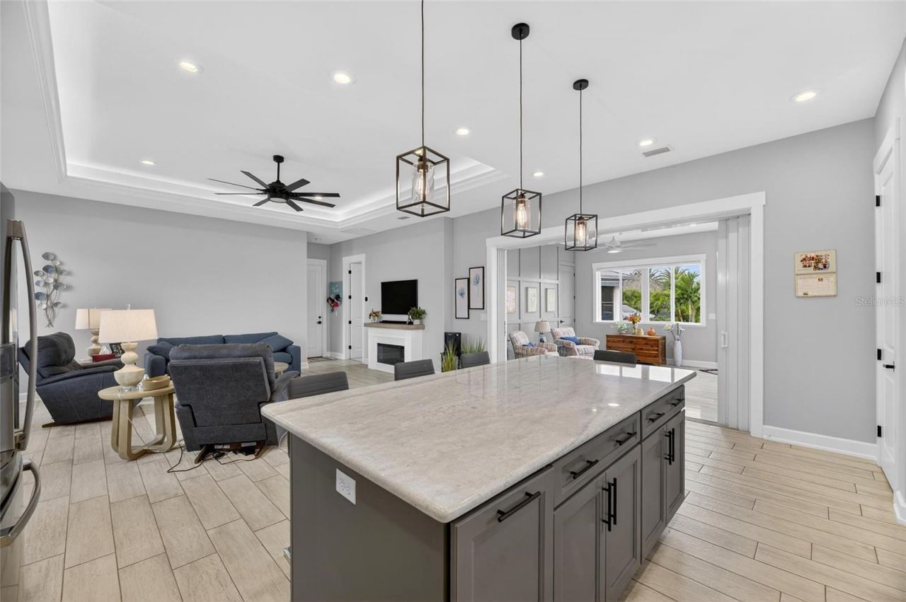 3287 Red Tail Hawk Drive, Polk City, FL 33868 Photo