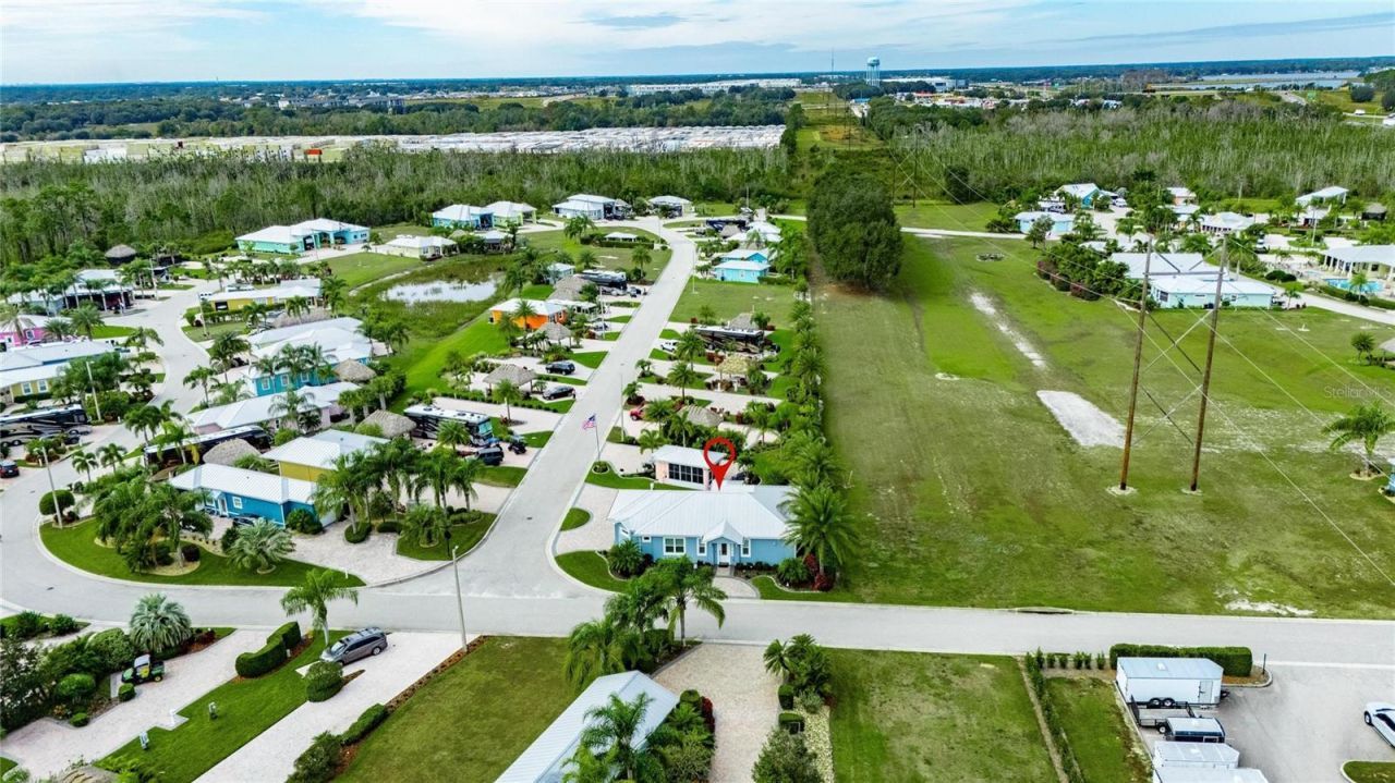 3287 Red Tail Hawk Drive, Polk City, FL 33868 Photo