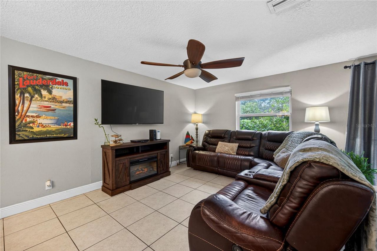 3002 NW 103 Lane, Coral Springs, FL 33065 Photo