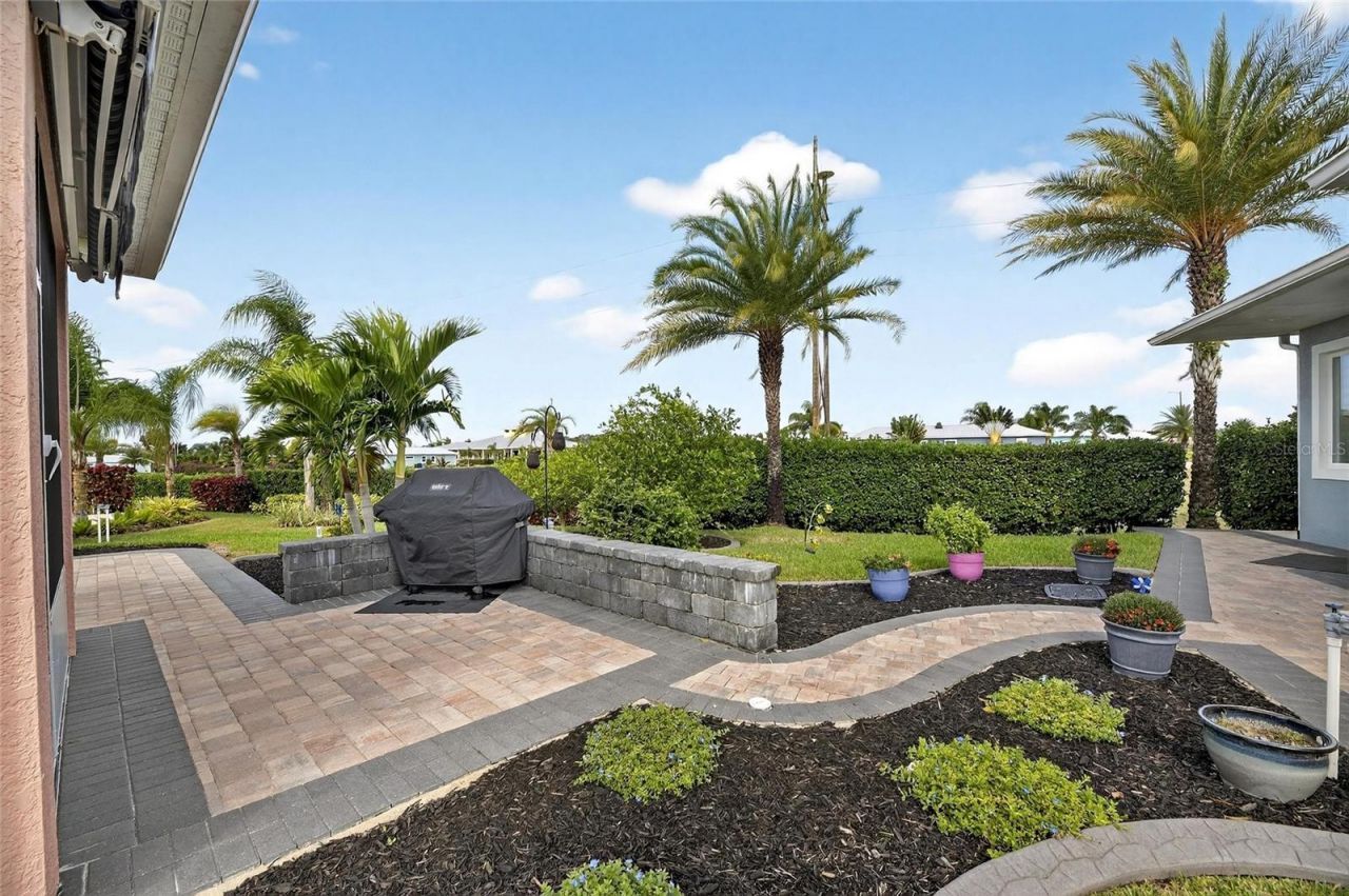 3283 Red Tail Hawk Drive, Polk City, FL 33868 Photo