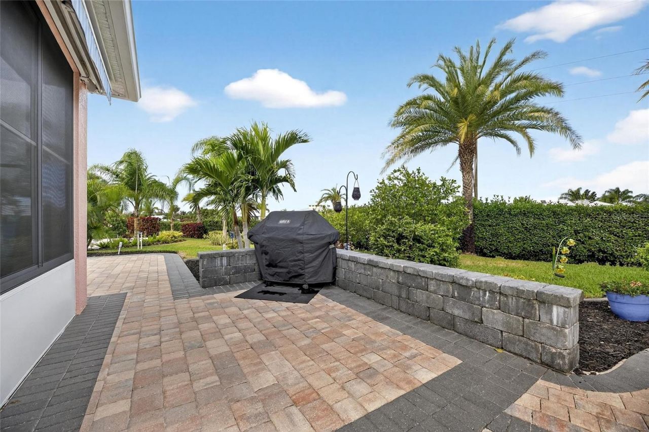 3283 Red Tail Hawk Drive, Polk City, FL 33868 Photo