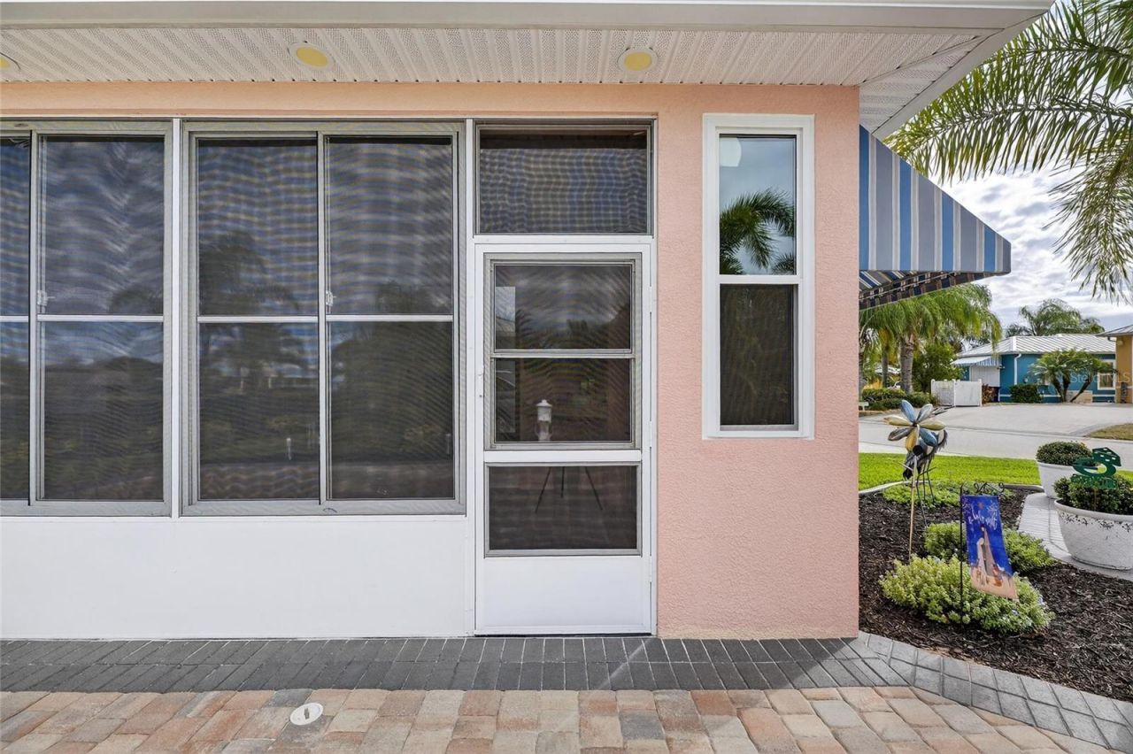 3283 Red Tail Hawk Drive, Polk City, FL 33868 Photo