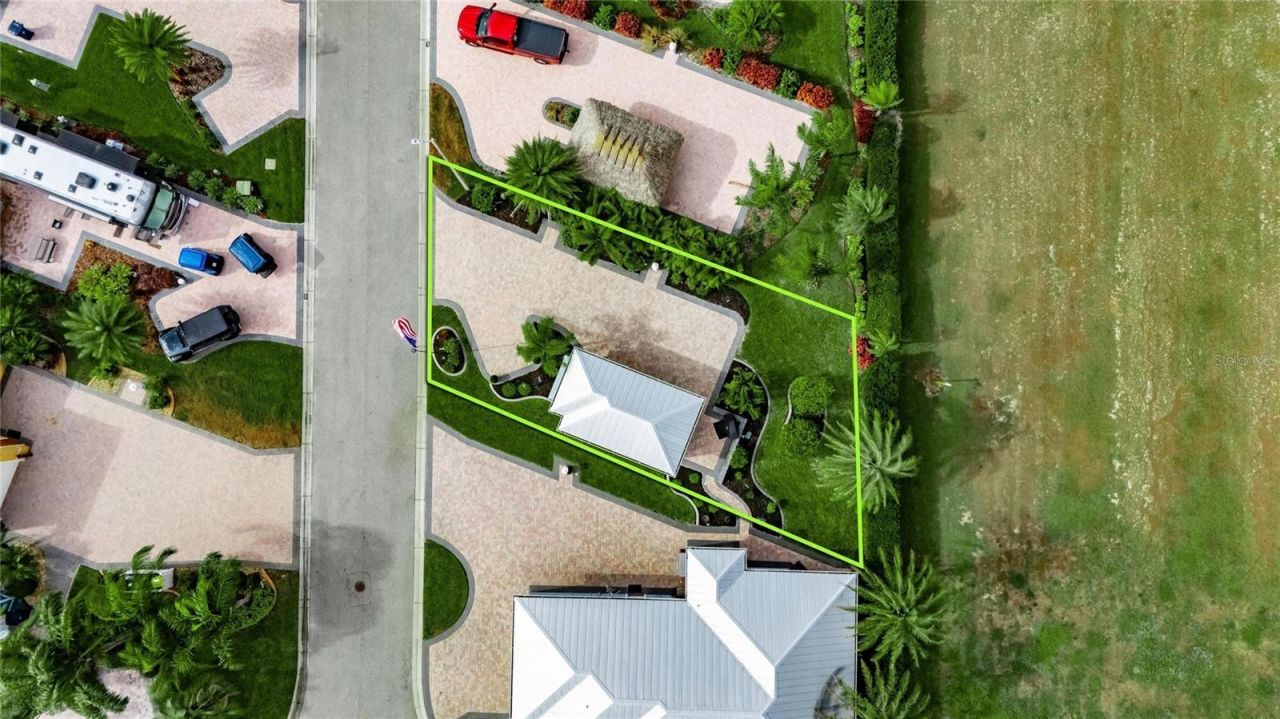 3283 Red Tail Hawk Drive, Polk City, FL 33868 Photo