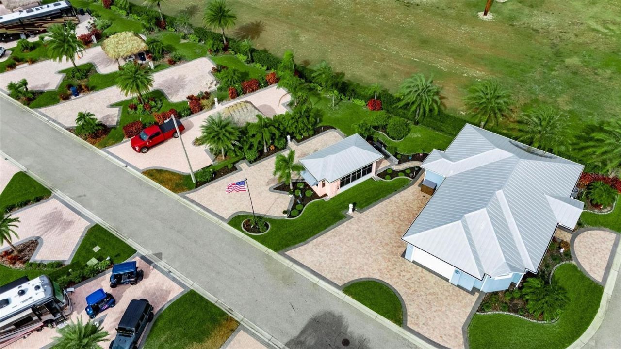 3283 Red Tail Hawk Drive, Polk City, FL 33868 Photo